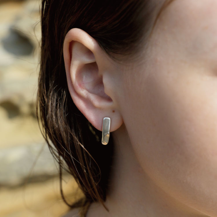 不對稱鉤型耳環SV(ONLY STOCK)