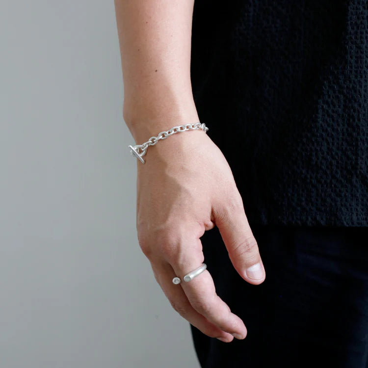 圓潤感經典T字扣手鍊 SV-M-